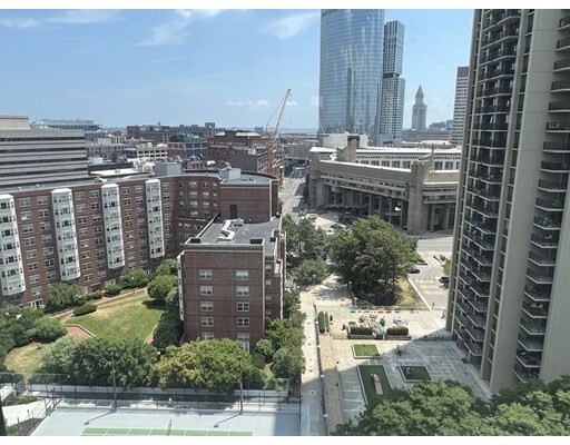 Building Photo - 9 Hawthorne Pl