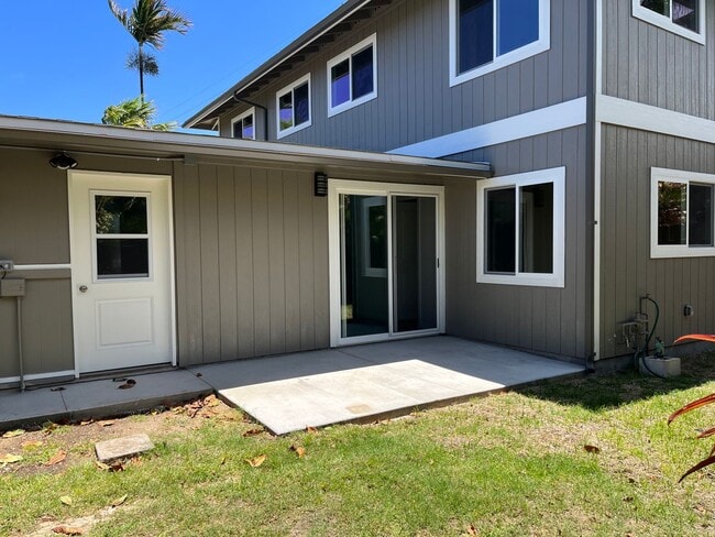 Building Photo - 210 Kalama St