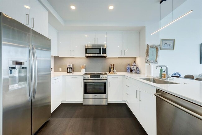 Foto del edificio - 301 West Ave