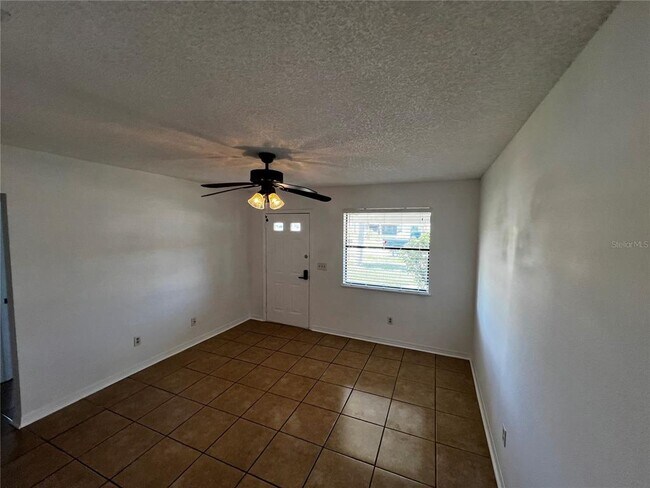 Foto del edificio - 24 Oriole Cir