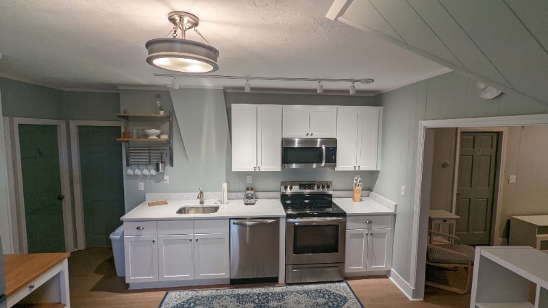 Photo - 206 Bayview Ave (Bristol, RI)