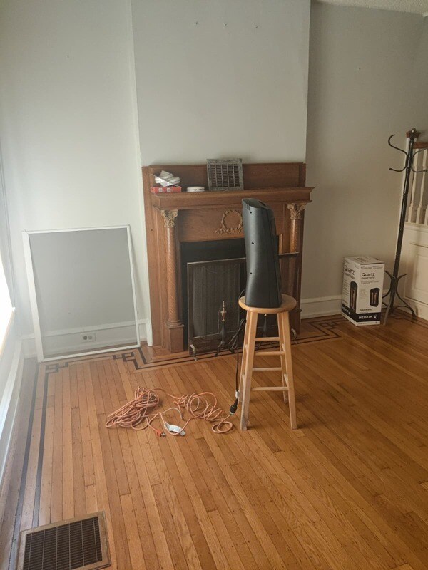 Foto del edificio - 5109 Walton Ave