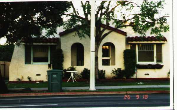 Foto del edificio - 451-453 S Seaward Ave