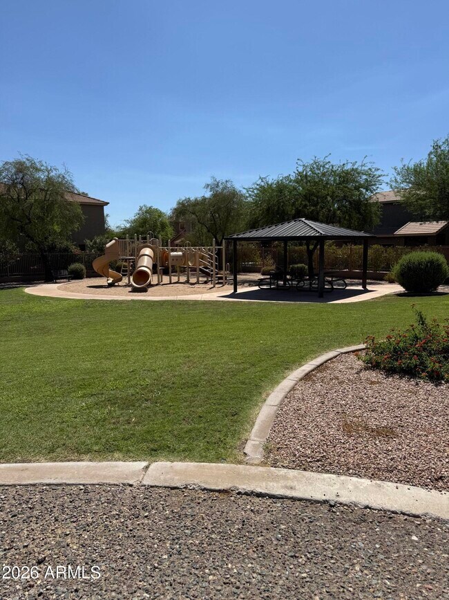 Foto del edificio - 21846 N 40th Way