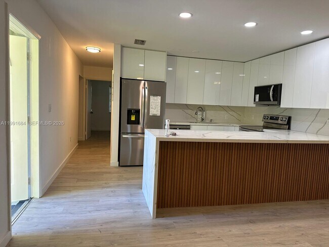 Foto del edificio - 3755 Oak Ave