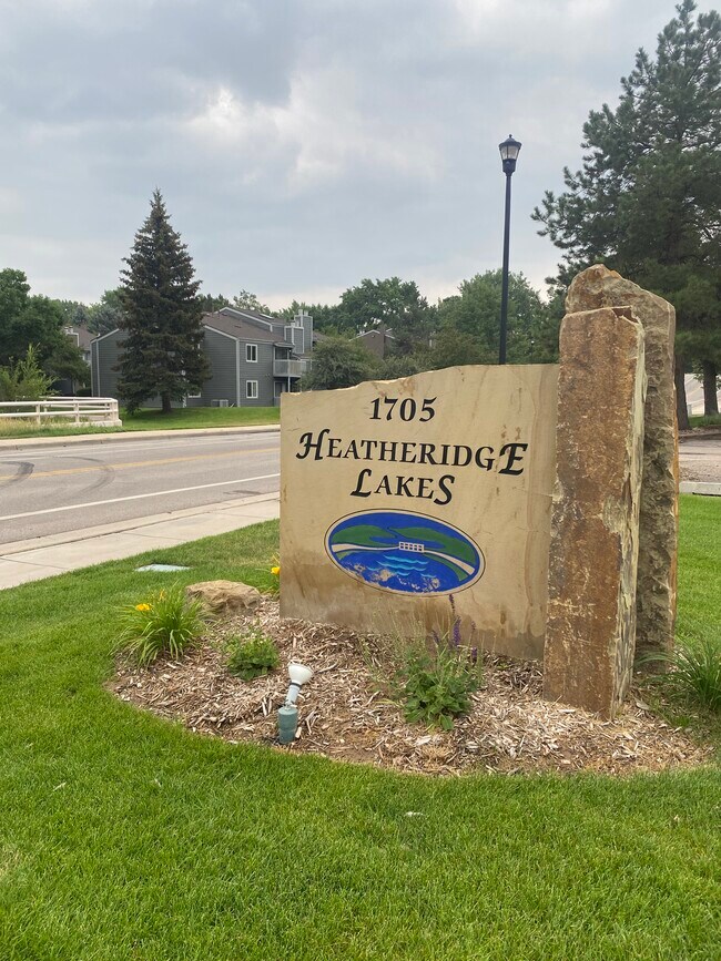 Building Photo - 1705 Heatheridge Rd