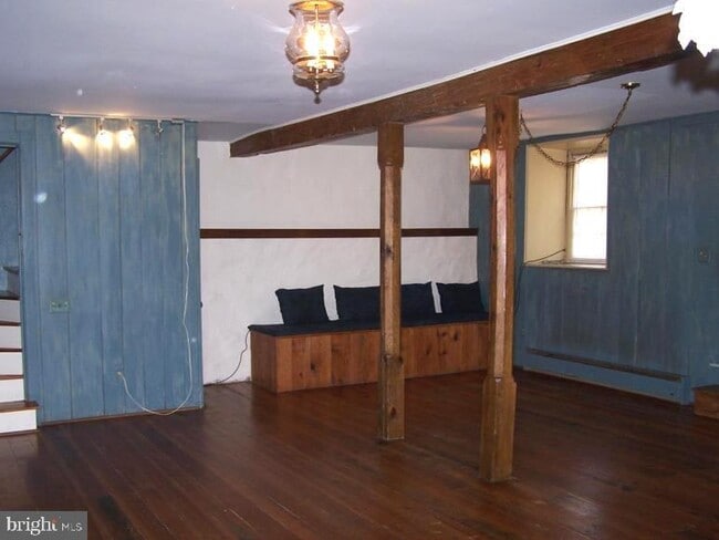 Building Photo - 403 S Braddock St