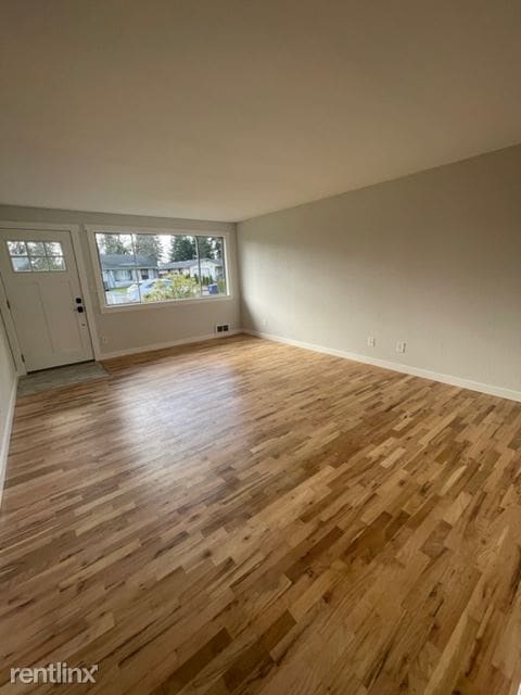 Building Photo - 3 br, 1 bath House - 1757 South 94th Street
