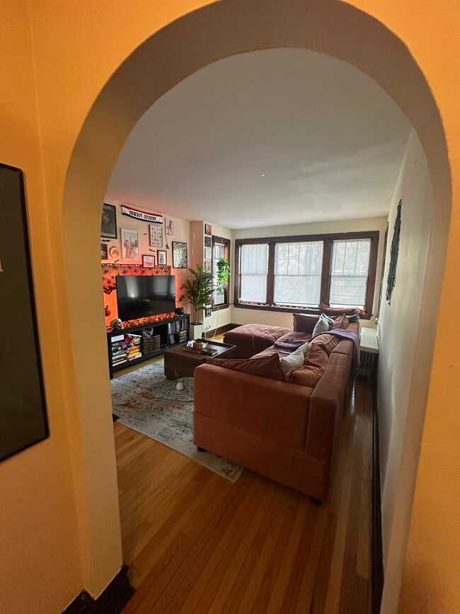 sala de estar (segunda vista) - 4036 N Mozart St