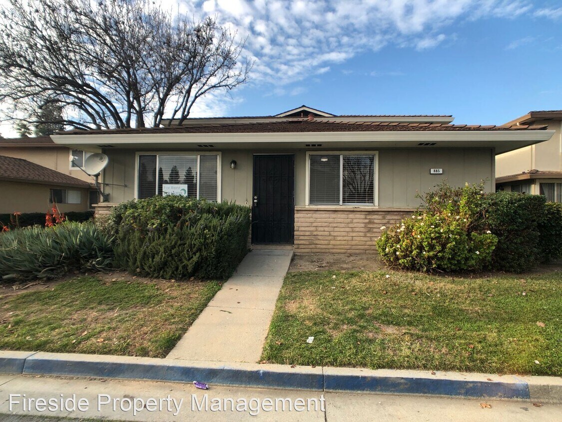 Primary Photo - 2 br, 1 bath House - 885 Wyman Way #1