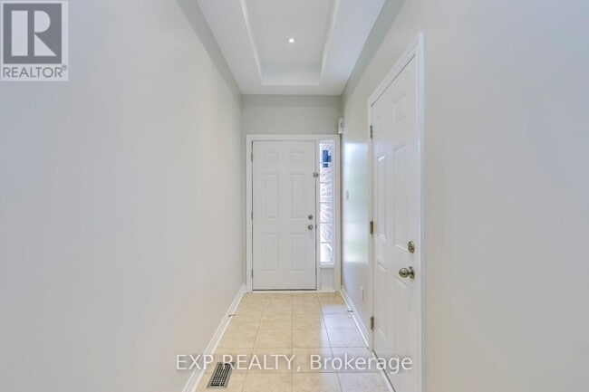 Building Photo - 2374 Stone Glen Crescent