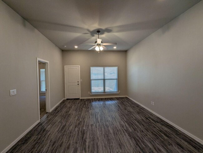 Building Photo - 1628 133rd St