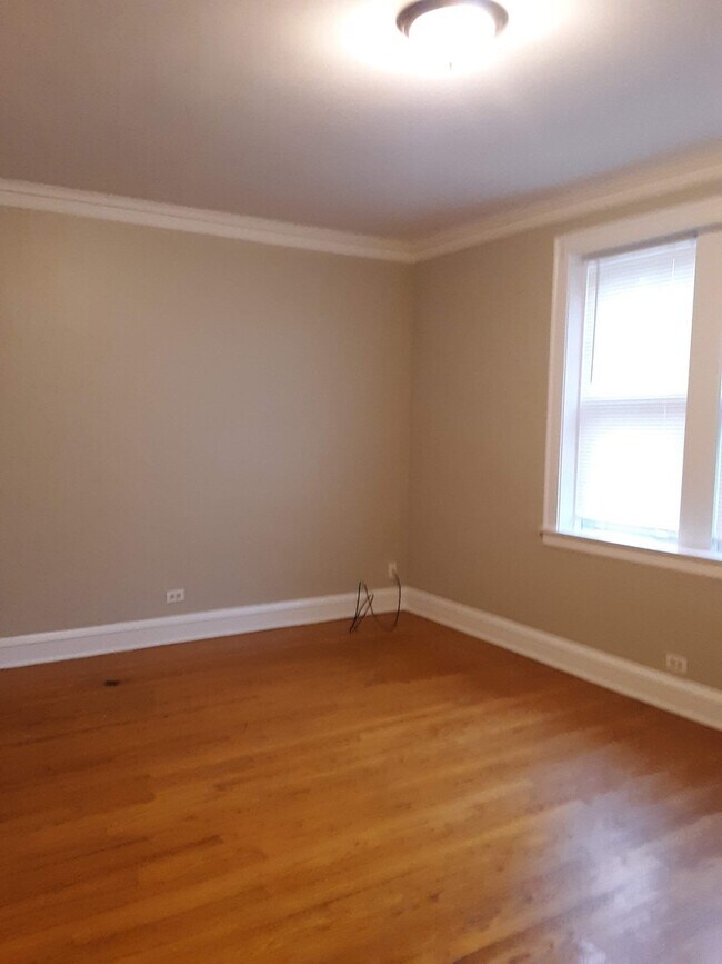 Foto del edificio - 232 Elmwood Ave