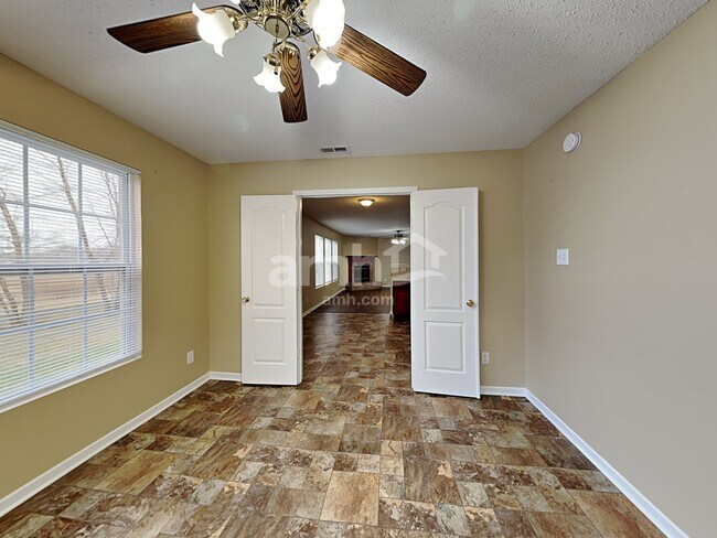 Building Photo - 6847 Tadpole Ct