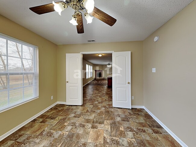 Foto del edificio - 6847 Tadpole Ct