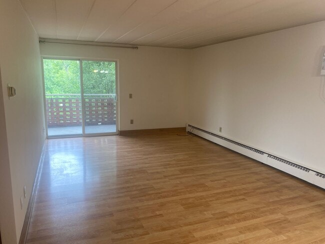 Building Photo - 2051 Allen Blvd