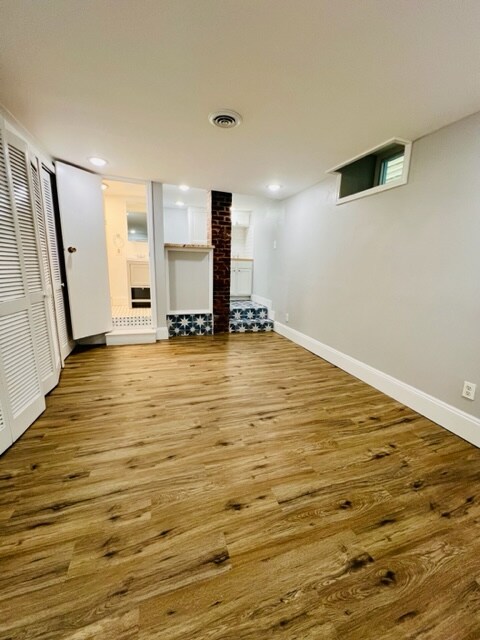Foto del edificio - 1811 Jancey St
