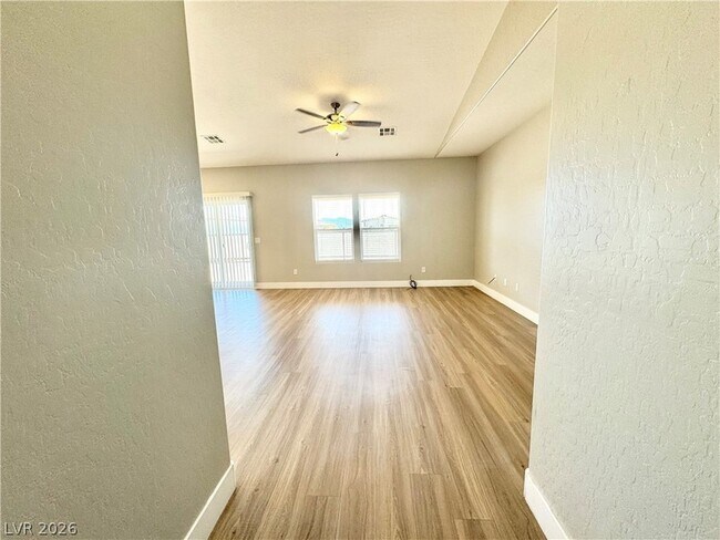 Building Photo - 2080 S Highland Ave