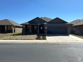 Building Photo - 9312 Sagebrush Ave
