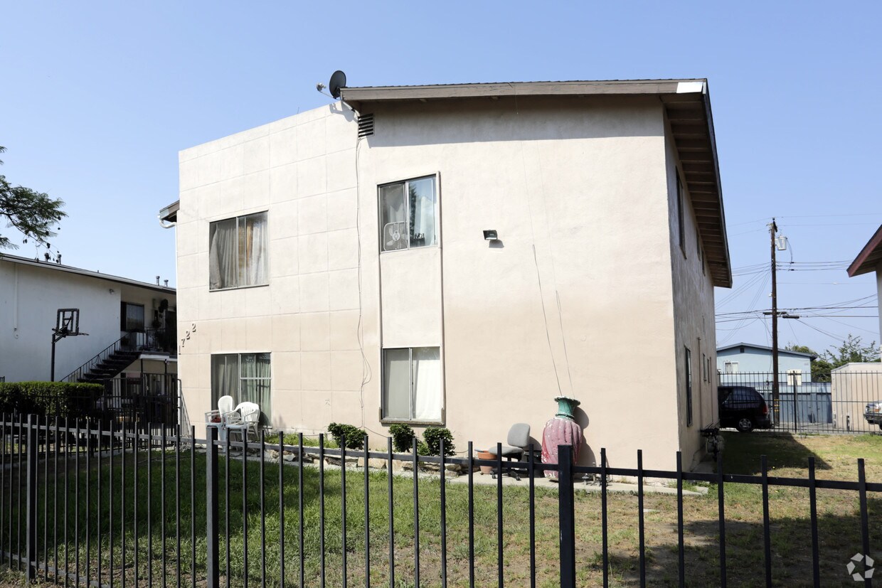 Foto del edificio - 1722 S Evergreen St