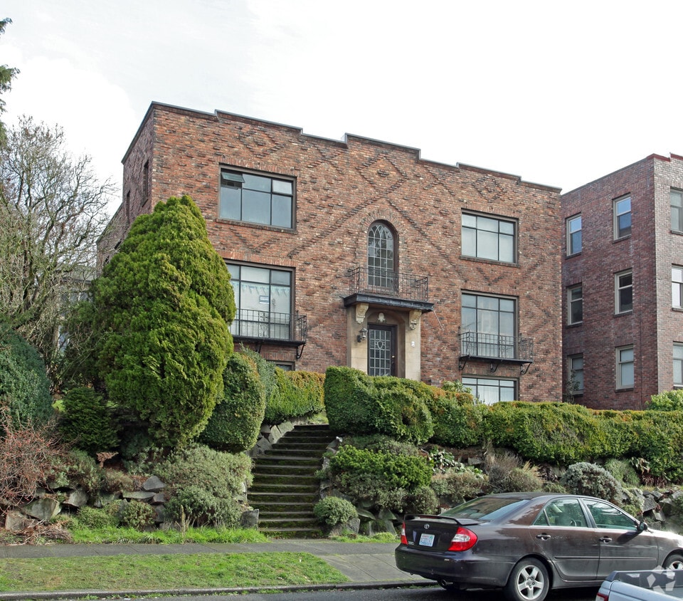 Photo - Gladstone Apartments