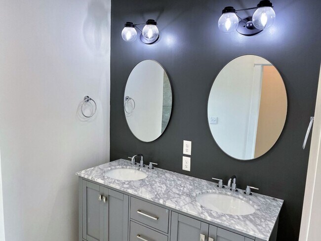 Foto del edificio - 152 Allison Way