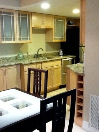 Building Photo - 2B/2B In Boulder's Gold Run!