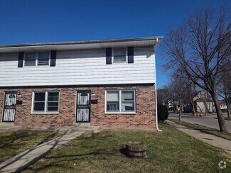 Building Photo - 4700 N 42nd St