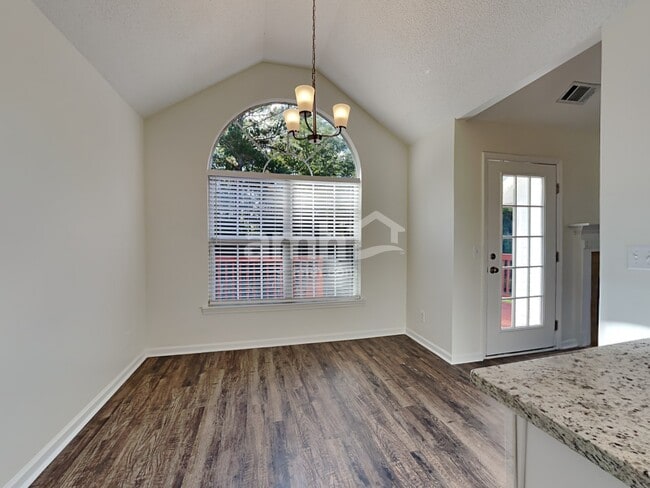 Building Photo - 170 Belle Grove Cir