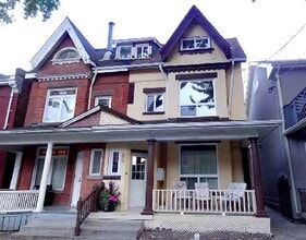 Building Photo - 85 Baldwin St