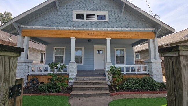 Foto del edificio - 2117 Marion St