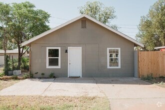 Building Photo - 1322 N Lincoln Ave