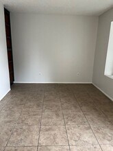 Building Photo - 5904 Auburn St