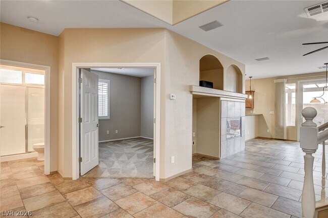 Foto del edificio - 9346 Horse Canyon Dr