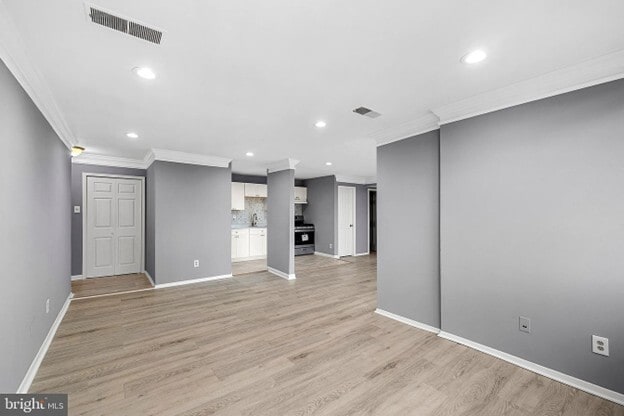 Entry 1 - 509 N Armistead St