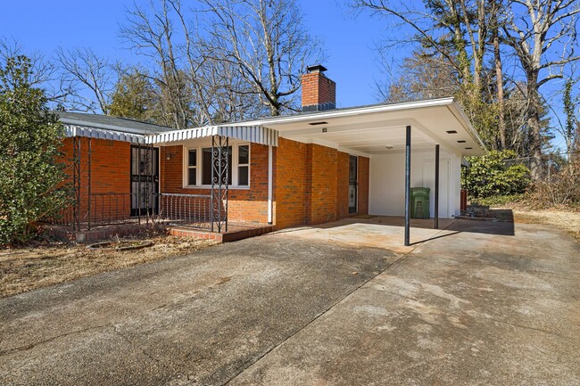 Building Photo - 3-Bedroom Ranch-Style Home in Historic Shiloh