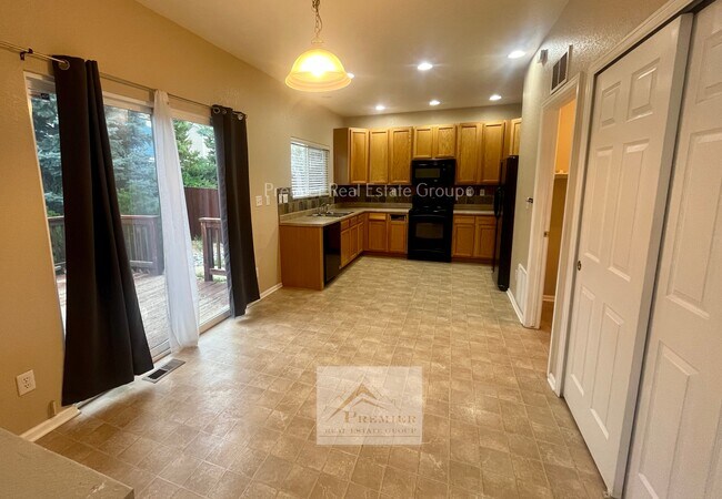 Foto del edificio - 1622 Woodpark Dr