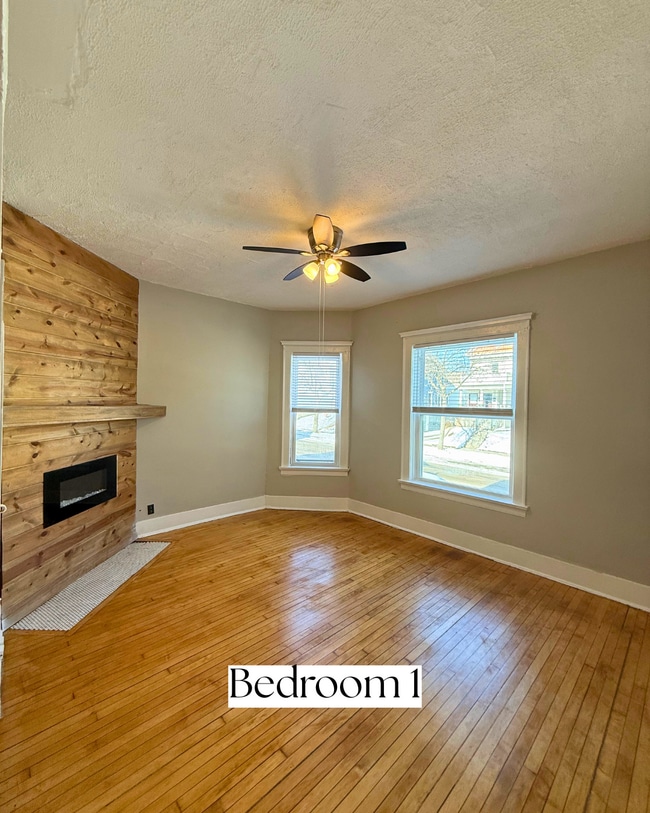 Foto del edificio - 133 E Lloyd St