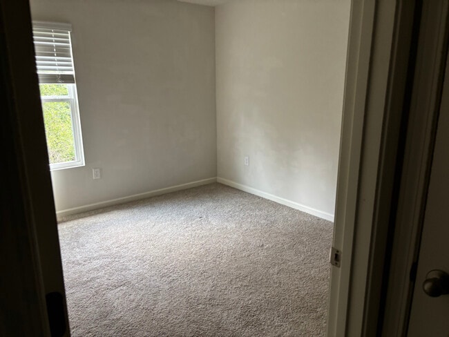Photo - 464 Stoneybrook Dr Townhome