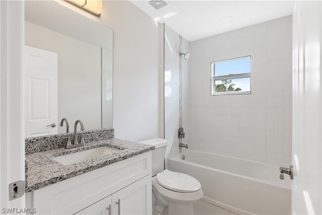 Foto del edificio - 4614 27th St SW