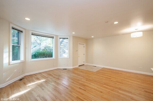 Foto del edificio - 1550 W Jackson Blvd