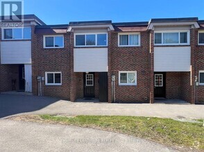 Building Photo - 69-169 Godstone Rd