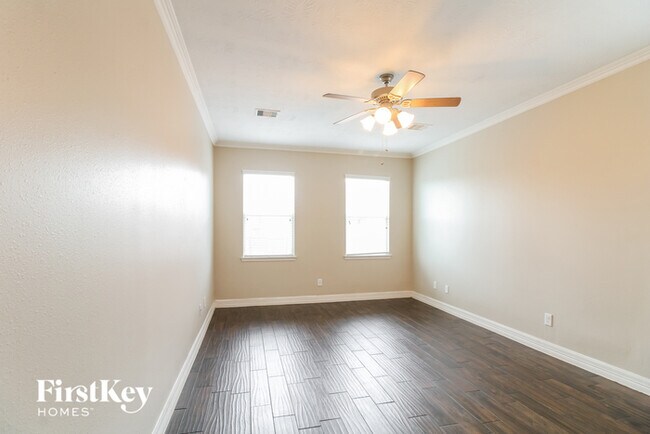 Building Photo - 8303 Egret Bay Cir