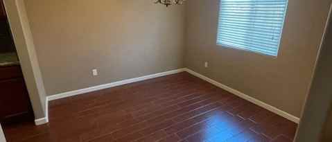 Foto del edificio - 12325 Mezzadro Ave