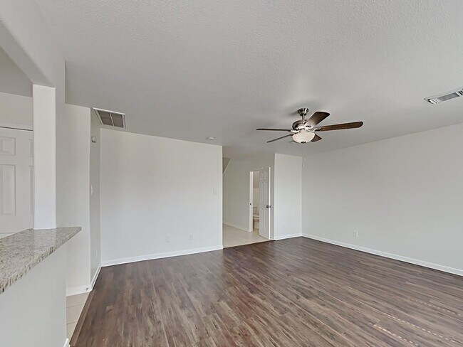 Building Photo - 28877 San Bernard River Loop