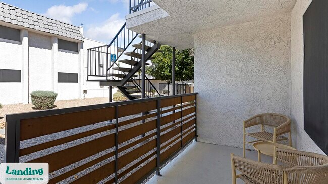 Foto del edificio - 2301 S Valley View Blvd