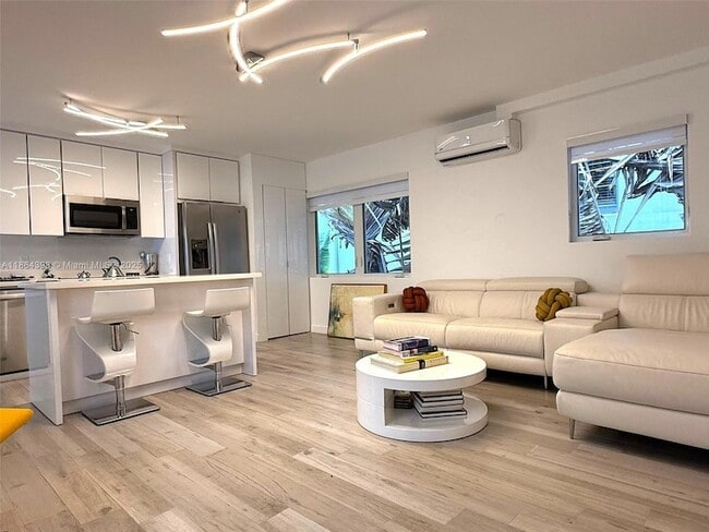 Photo - 1610 Euclid Ave Apartment