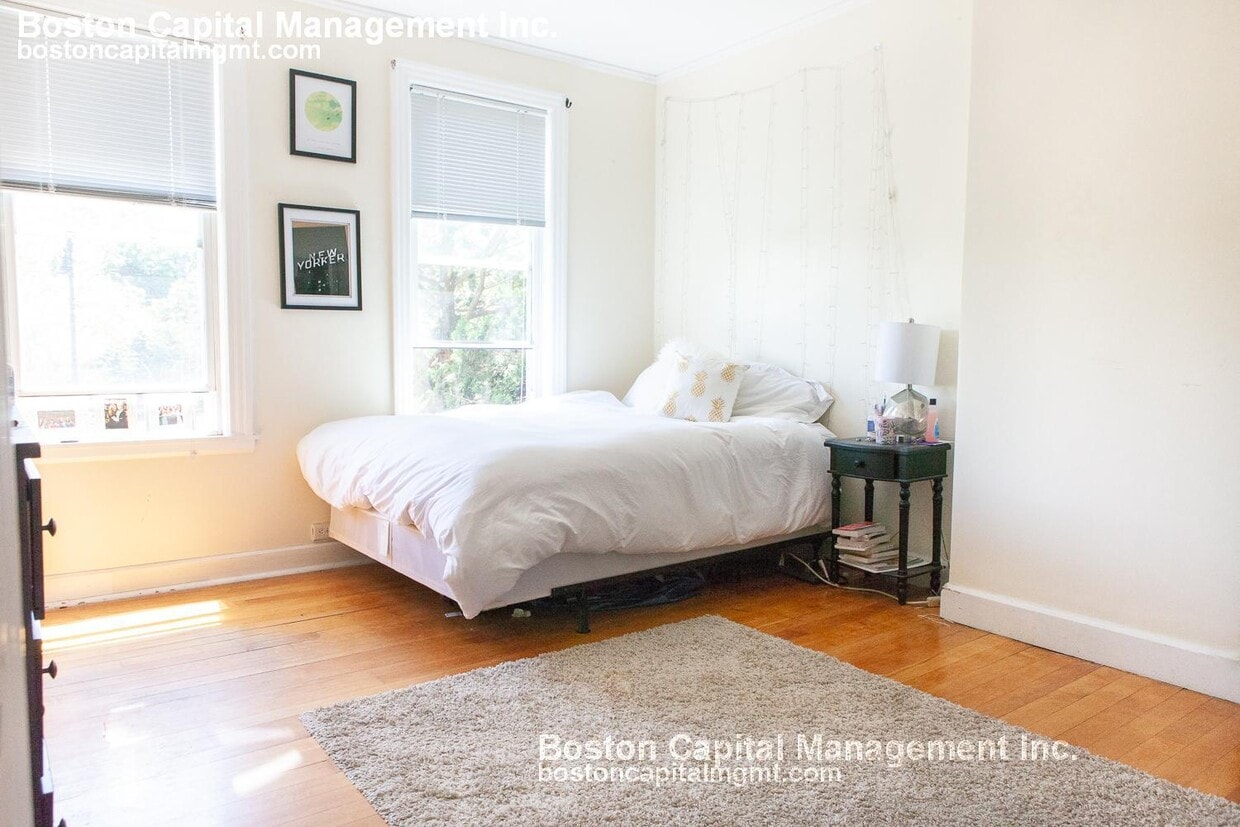 Photo - 1743 Commonwealth Avenue (Boston, MA)