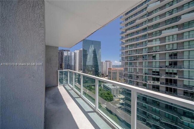 Foto del edificio - 1250 S Miami Ave