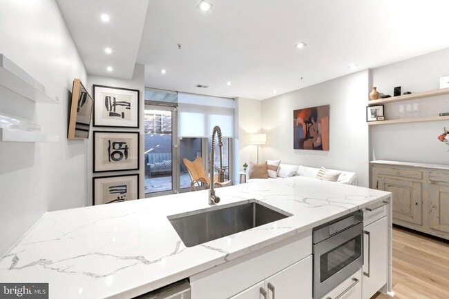 Foto del edificio - 1713 15th St NW